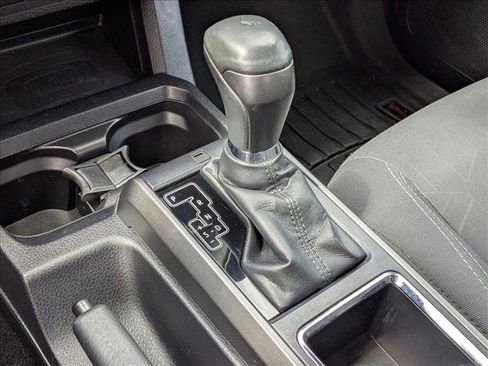 Used 2017 Toyota Tacoma TRD Sport w/ Tow Package image 12