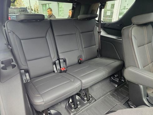 New 2026 Chevrolet Tahoe High Country w/ Sun And Tow Package image 13