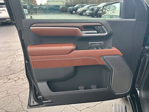 Used 2024 GMC Sierra 1500 Denali Ultimate image 11