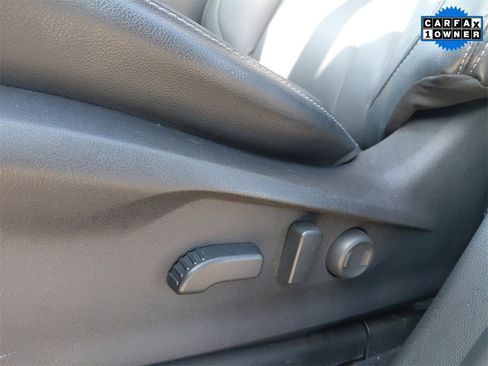 Used 2022 Subaru Ascent Limited image 27