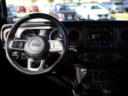 Used 2022 Jeep Gladiator Mojave w/ Trailer Tow Package image 18