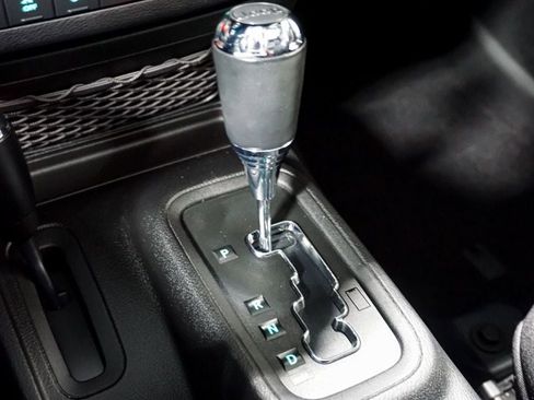 Used 2013 Jeep Wrangler Unlimited Rubicon w/ Connectivity Group image 54