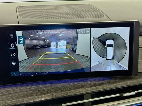 Used 2025 Hyundai Santa Fe Calligraphy image 17