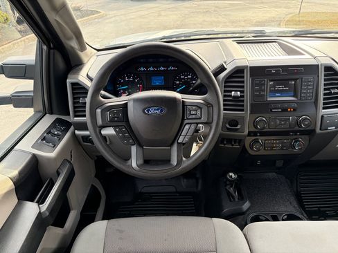 Used 2019 Ford F350 XL w/ Power Equipment Group image 28