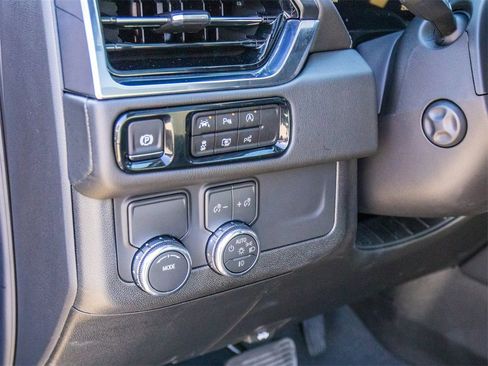 Used 2026 GMC Yukon XL Denali w/ Sun & Power Step Package image 30