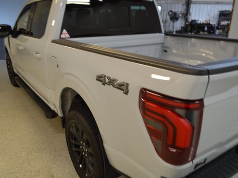 Used 2025 Ford F150 Lariat AWD/4WD image 5