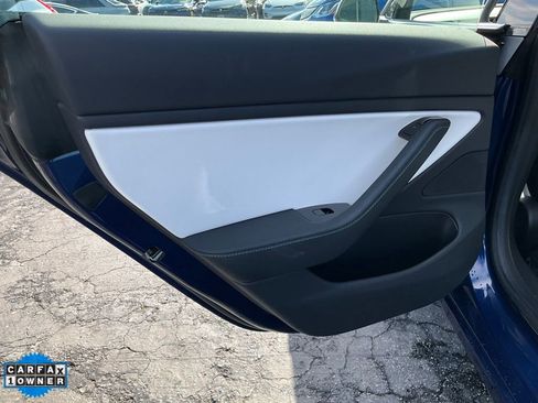 Used 2019 Tesla Model 3 Long Range image 31