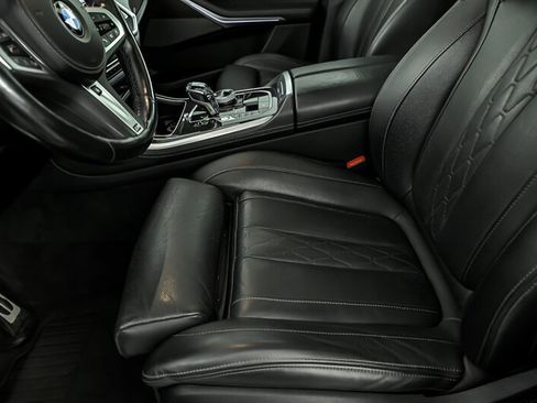 Used 2022 BMW X5 M50i w/ Executive Package AWD/4WD image 17