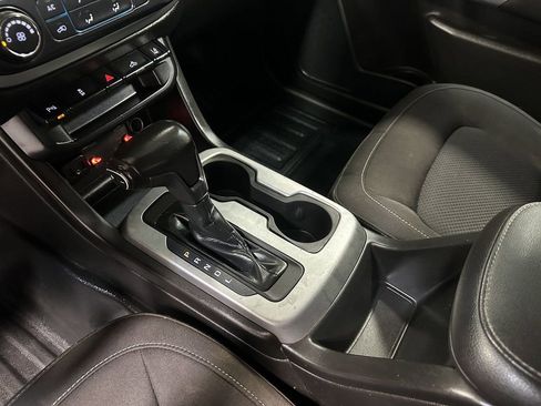 Used 2021 Chevrolet Colorado LT w/ Fleet Safety Package image 71