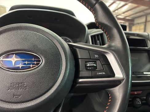 Used 2018 Subaru Crosstrek 2.0i Premium AWD/4WD image 12