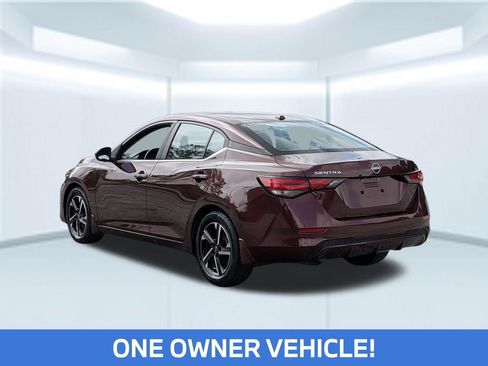 Certified 2025 Nissan Sentra SV FWD image 4