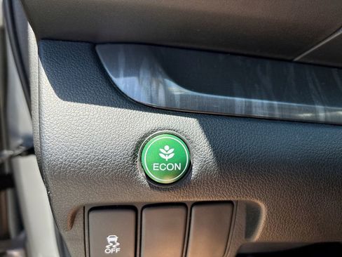 Used 2012 Honda CR-V EX-L image 18