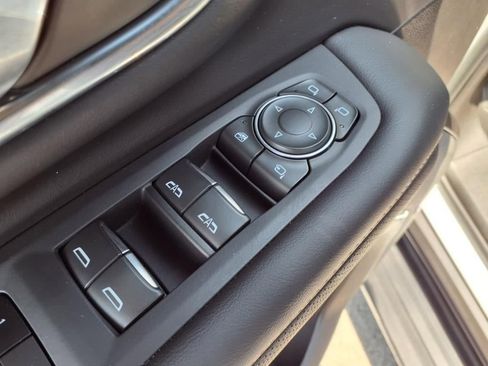 Used 2024 Chevrolet Tahoe Premier image 28