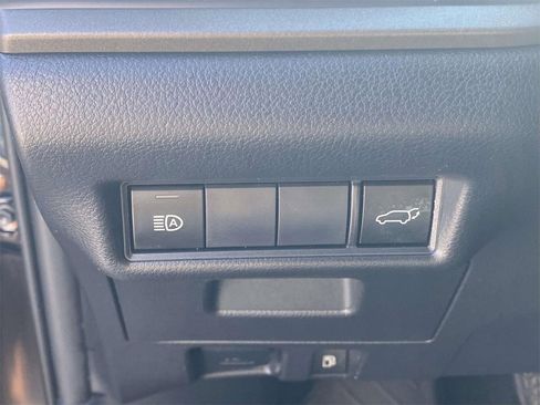 Used 2024 Toyota Grand Highlander AWD Hybrid image 18