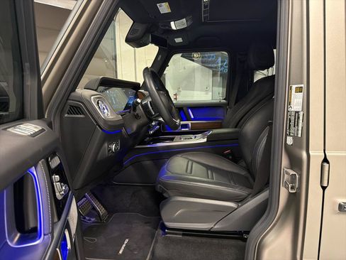 Used 2025 Mercedes-Benz G 550 image 14