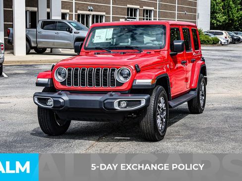 Used 2024 Jeep Wrangler Sahara w/ Technology Group image 4