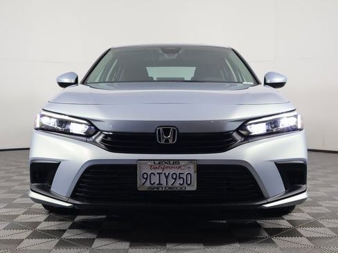Used 2022 Honda Civic EX image 2