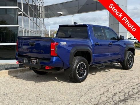 Used 2024 Toyota Tacoma TRD Off-Road AWD/4WD image 3