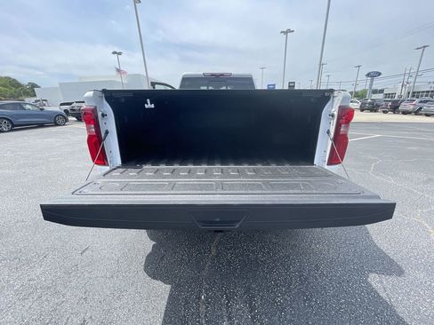 Certified 2024 Chevrolet Silverado 3500 High Country w/ High Country Premium Package AWD/4WD image 21