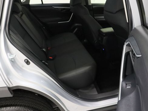 Used 2025 Toyota RAV4 LE FWD image 29
