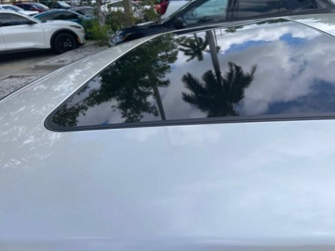 Used 2010 Cadillac DTS Premium w/ Driver Awareness Package FWD image 3