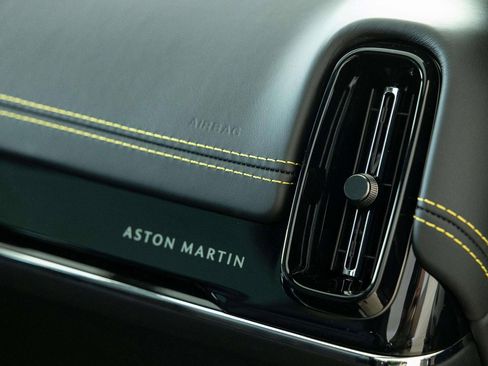 New 2026 Aston Martin DBX 707 image 35