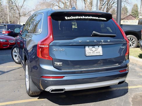 Used 2021 Volvo XC90 T6 Momentum w/ Climate Package image 17