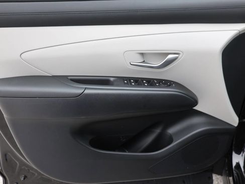 Used 2025 Hyundai Tucson Blue image 12