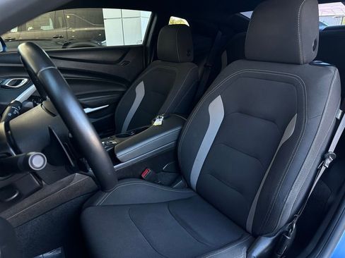 Used 2021 Chevrolet Camaro LT RWD image 13