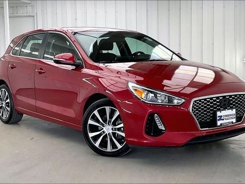 Used 2018 Hyundai Elantra GT w/ Style Package 02 FWD image 34