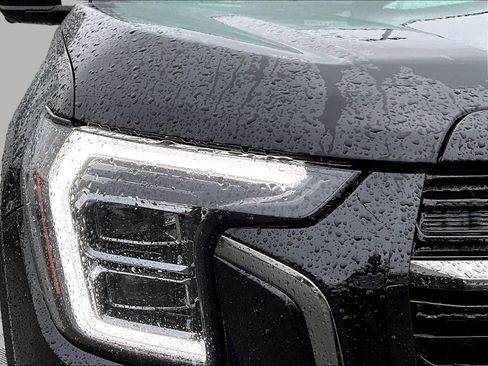 New 2026 GMC Terrain AT4 w/ Technology Package II AWD/4WD image 8