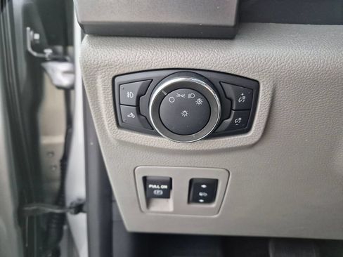 Used 2020 Ford F150 XLT w/ Equipment Group 302A Luxury RWD image 12