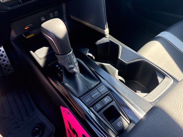 Used 2026 Toyota Camry SE FWD image 31