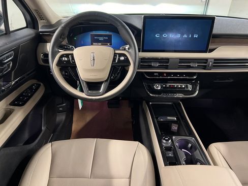 New 2026 Lincoln Corsair Grand Touring image 8