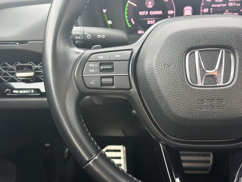 Used 2025 Honda Accord Sport image 17