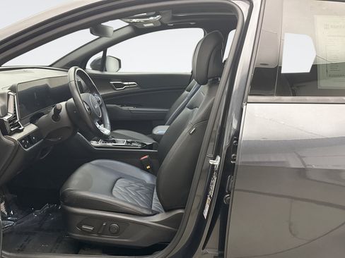 Used 2023 Kia Sportage X-Line w/ X-Line Premium Package AWD/4WD image 11