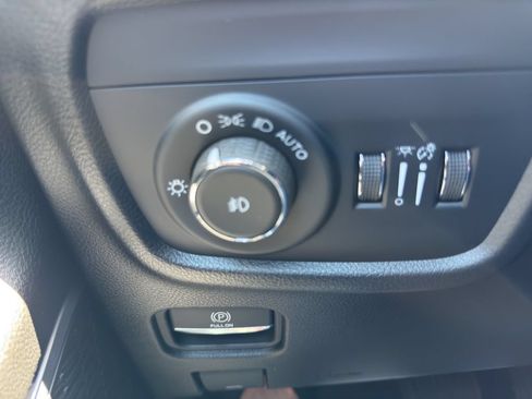 New 2026 Jeep Grand Cherokee L Limited AWD/4WD image 28