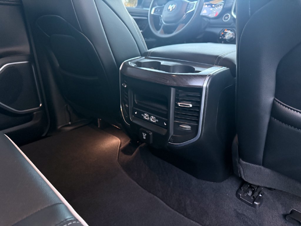 Used 2025 RAM 1500 Laramie w/ Sport Appearance Package AWD/4WD image 41