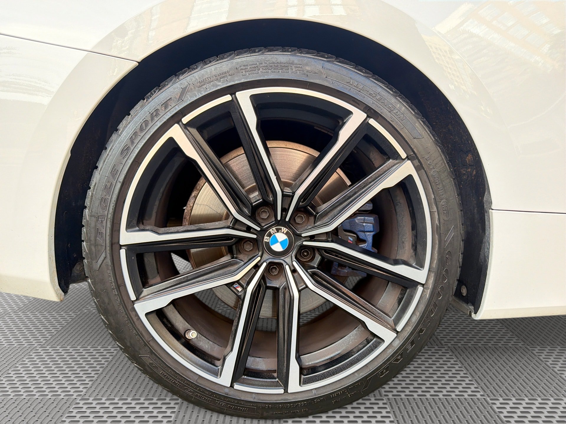 Used 2021 BMW 430i Coupe w/ M Sport Package RWD image 41