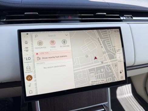 New 2026 Land Rover Range Rover SE AWD/4WD image 16
