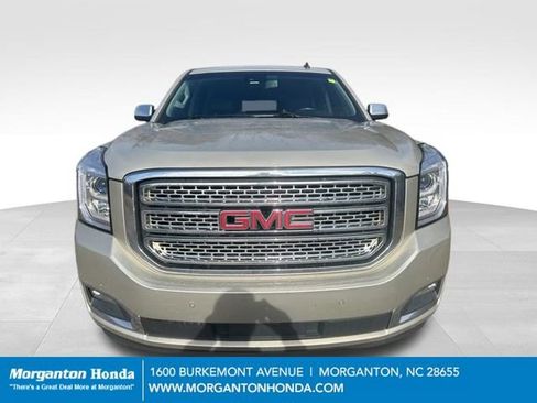 Used 2015 GMC Yukon XL SLT image 2