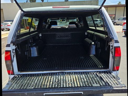 Used 2004 Nissan Frontier XE w/ (PWR) Pwr Pkg image 7