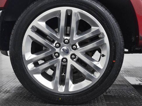 Used 2014 Ford F150 Platinum image 9