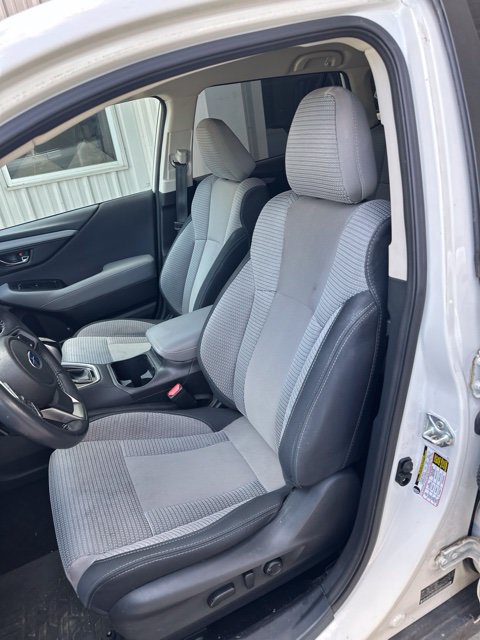 Used 2024 Subaru Outback Premium AWD/4WD image 2
