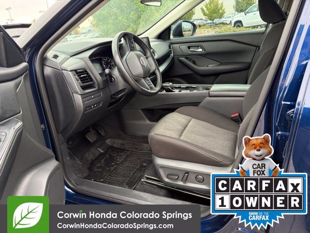Used 2025 Nissan Rogue SV FWD image 17