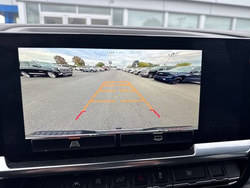 Used 2024 GMC Sierra 1500 SLT image 26