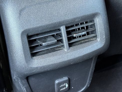 Certified 2022 Chevrolet Equinox LT image 13