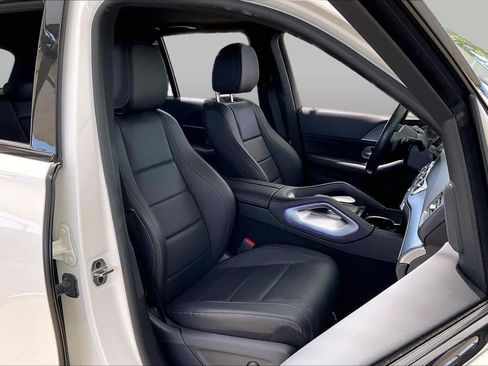 Used 2023 Mercedes-Benz GLE 450 4MATIC image 9