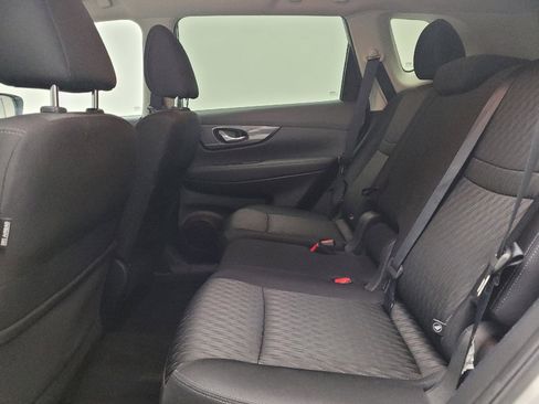 Used 2017 Nissan Rogue SV w/ SV Premium Package AWD/4WD image 18