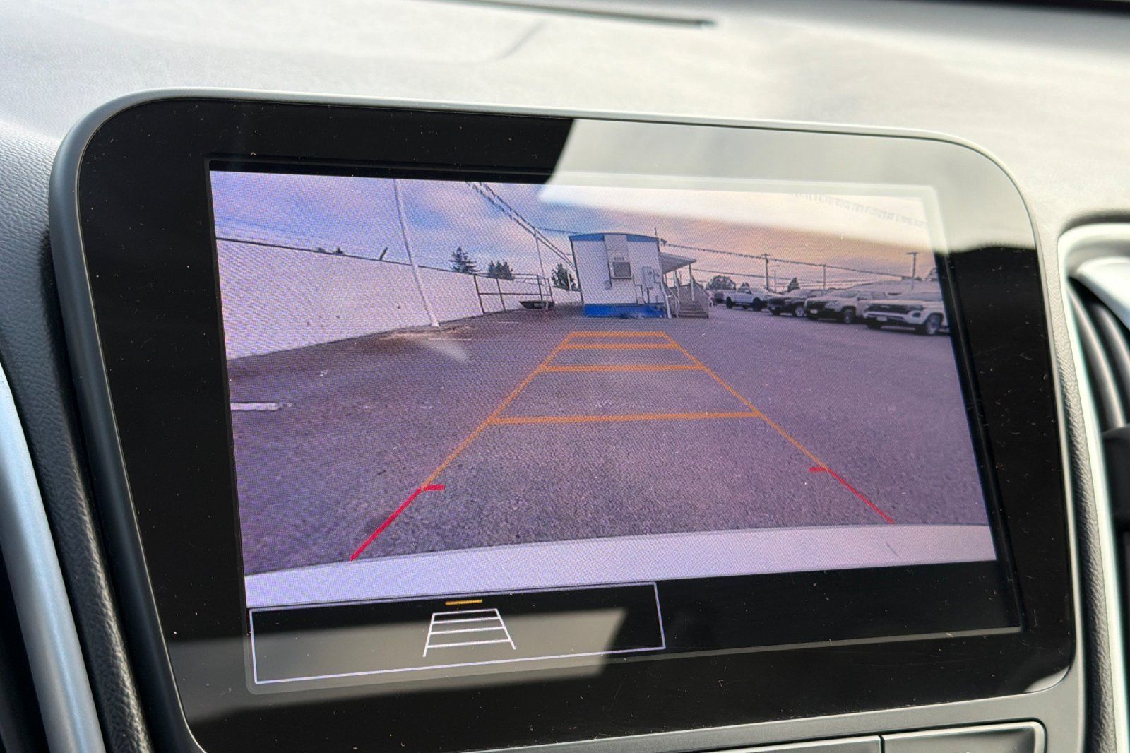 Used 2023 Chevrolet Malibu LT FWD image 15